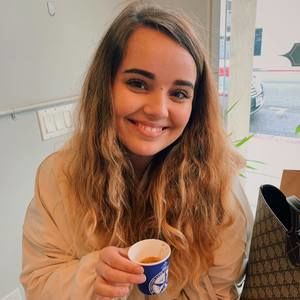 Meet your Posher, Madison